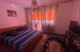 Apartament 4 camere, etaj intermediar, 81 mp, 2 balcoane, zona Piata Marasti