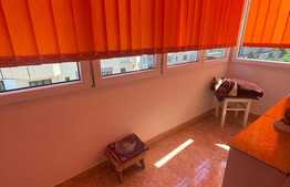 Apartament 4 camere, etaj intermediar, 81 mp, 2 balcoane, zona Piata Marasti