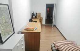 Investitie! Apartament de 3 camere, 126 mp, terasa, zona Centrala