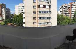 Apartament 3 camere, decomandat, 2 balcoane, zona strazii Teodor Mihaly