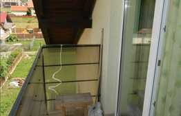 2 camere de vanzare, 44 mp , cu loc parcare, zona Florilor