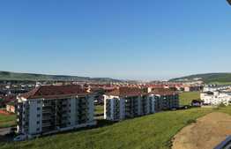 Apartament 2 camere, 38 mp, priveliste superba, zona Teilor