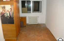 Apartament cu 4 camere, cu loc parcare si boxa la subsol, zona strazii Parang