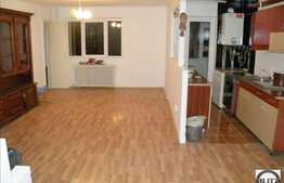 Apartament cu 4 camere, cu loc parcare si boxa la subsol, zona strazii Parang