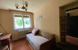 Apartament 3 camere, decomandate, 70 mp, 2 balcoane, zona strazii Plopilor