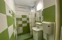 Apartament 3 camere, decomandate, 70 mp, 2 balcoane, zona strazii Plopilor