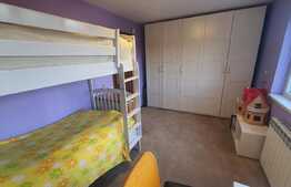 Apartament 3 camere, 60 mp, semidecomandat, zona Astra