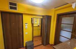 Apartament 3 camere, 60 mp, semidecomandat, zona Astra