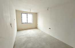 Apartament 4 camere, 90mp, 2 balcoane, parcare, zona BMW