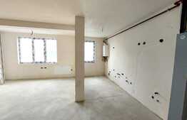 Apartament 4 camere, 90mp, 2 balcoane, parcare, zona BMW