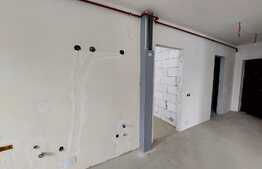 Apartament 4 camere, 90mp, 2 balcoane, parcare, zona BMW