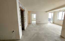 Apartament 4 camere, 90mp, 2 balcoane, parcare, zona BMW