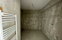 Apartament 2 camere, etaj intermediar, parcare, zona Teilor