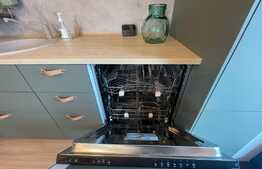 Apartament 2 camere, decomandat, 60 mp, parcare, zona Frunzisului 