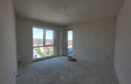 Apartament 3 camere, 64 mp, semifinisat, priveliste, zona Teilor