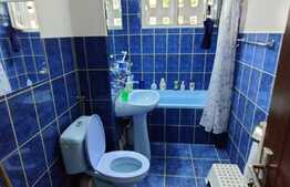 Apartament de 3 camere decomandate, 63 mp, balcon, zona Ciucas