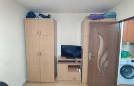 Apartament de 3 camere decomandate, 63 mp, balcon, zona Ciucas