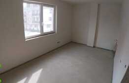 Apartament 3 camere, 72 mp, etaj intermediar, zona Tautiului