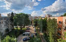 Apartament 3 camere, 50 mp, decomandat, Manastur