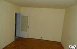 De vanzare 3 camere, 65 mp plus 14 mp balcon, in zona Kaufland, etaj intermediar