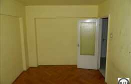 De vanzare 3 camere, 65 mp plus 14 mp balcon, in zona Kaufland, etaj intermediar