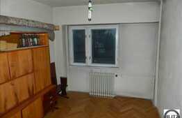 De vanzare 3 camere, 65 mp plus 14 mp balcon, in zona Kaufland, etaj intermediar