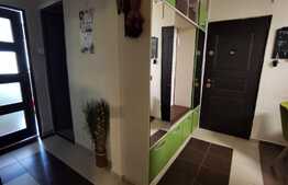 Apartament de 3 camere, decomandat, 67 mp, zona Iulius Mall