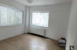 Apartament de 3 camere, 51 mp, Lux, zona Teilor