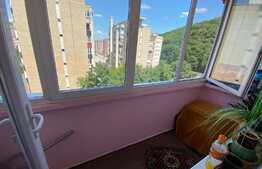Apartament de 3 camere, 70mp, decomandat, Zona Racadau 