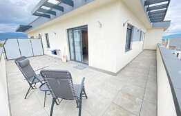 Penthouse de 3 camere, 100mp, terasa 50mp, zona Tractorul 