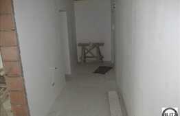 Vanzare 3 camere, 72 mp utili, zona Al.V. Voievod, terasa cu panorama, parcare