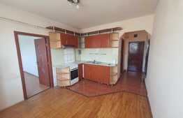 Apartament 2 camere, 42 mp, etaj intermediar, zona Ambient
