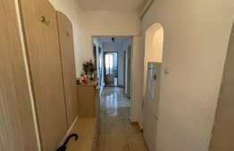 Apartament de 4 camere, 62 mp, etaj intermediar, zona Cinema Dacia