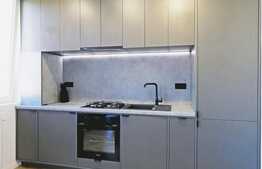 Apartament de 2 camere, 55 mp, etaj intermediar, garaj și boxa inlcusa zona Regal 