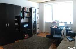 Apartament 2 camere, 44 mp, etaj intermediar, zona Aleea Bizusa