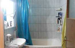 Apartament 2 camere, 44 mp, etaj intermediar, zona Aleea Bizusa