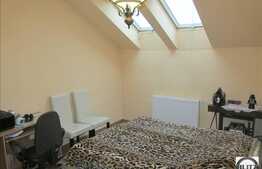 Vanzare mansarda cu 2 camere, 53 mp plus pod 30 mp, zona TERRA!