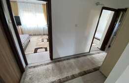 Apartament de 3 camere, 77 mp, decomandat, zona Noua 