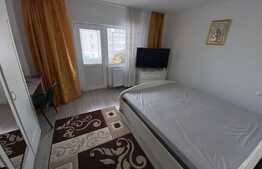 Apartament de 3 camere, 77 mp, decomandat, zona Noua 