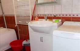 2 camere, 35 mp, mobilat modern, zona strazii Albac