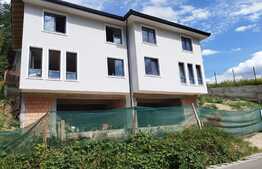 Duplex 4 camere, 100 mp, 200 mp teren, zona Manastirea Tauti