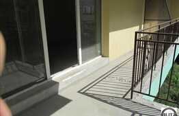 Apartament semifinisat cu 3 camere, 60 mp utili, zona Porii! Loc de parcare!