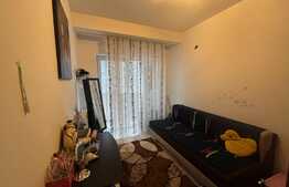Apartament 3 camere, semidecomandat, 50 mp, zona Eroilor