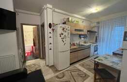 Apartament 3 camere, semidecomandat, 50 mp, zona Eroilor
