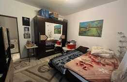 Apartament 3 camere, semidecomandat, 50 mp, zona Eroilor