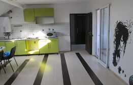 Mansarda de vanzare, 2 camere, 64 mp, balcon! Zona strazii Tauti!