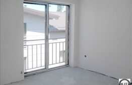 De vanzare apartament 3 camere, imobl tip vila