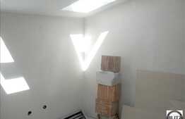 De vanzare apartament 3 camere, imobl tip vila