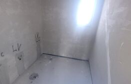 Apartament 3 camere, 77 mp, decomandat, CF, zona Subcetate