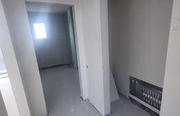 Apartament 3 camere, 77 mp, decomandat, CF, zona Subcetate